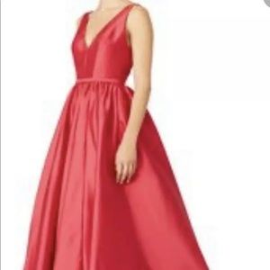 Monique Lhuillier Red Pomegranate Gown $898 size0